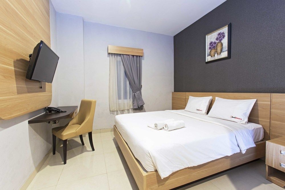 Reddoorz Near Itc Fatmawati Hotel Cilandak  Exterior photo